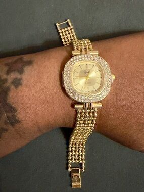 Gold Crystal Women's Bracelet Watch - Unbranded